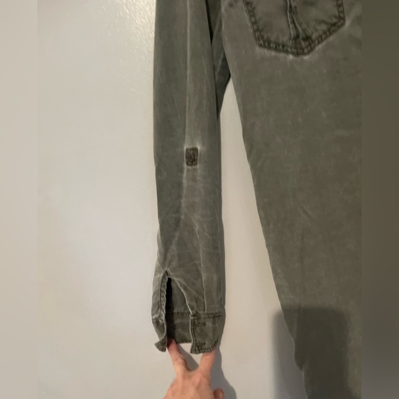 Express XS DRESS. Chambray Acid Wash Tunic Dress – - Picture 5 of 8